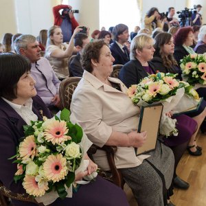 В Туле вручили Почетные знаки «Материнская слава»