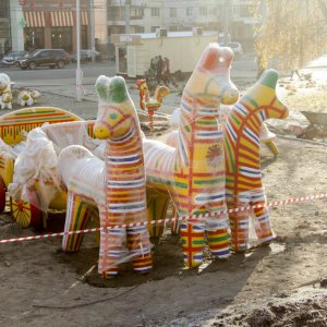 В Тульском Заречье строят детскую площадку с филимоновскими игрушками