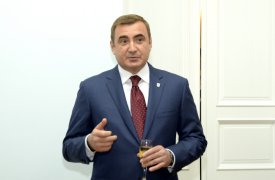 Губернатор Алексей Дюмин поздравил туляков с Новым годом и Рождеством