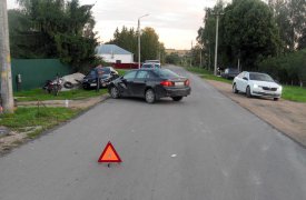 В Тульской области парень на мопеде влетел в «Тойоту»