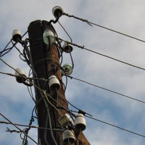 В Туле, Новомосковск и Веневе ураган оборвал провода: более 1700 домов остались без электричества