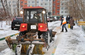 Управляющим компаниям, которые не чистят снег во дворах, грозит штраф