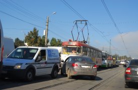 Тулякам предлагают в будущем отказаться от авто и пересесть на общественный транспорт