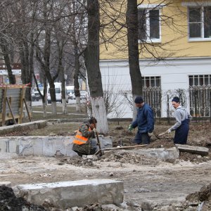 В Туле продолжается реконструкция сквера Героев
