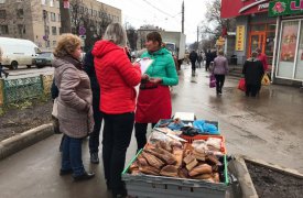 В Туле задержали нелегальных торговцев салом и вениками