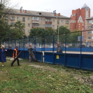 В Туле ремонтируют городские хоккейные корты