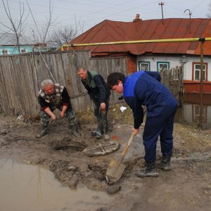 В поселке Товарковский 15 лет не работает канализация