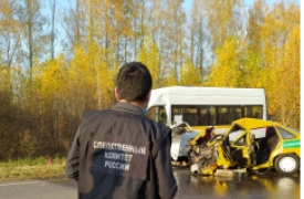 По факту смерти трех человек и шести пострадавших в ДТП под Тулой возбуждено уголовное дело