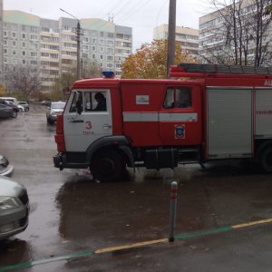 При пожаре в доме на ул. Пролетарской в Туле эвакуировали 10 человек