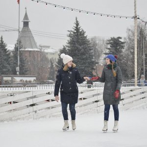 В Зареченском округе Тулы заработал открытый каток