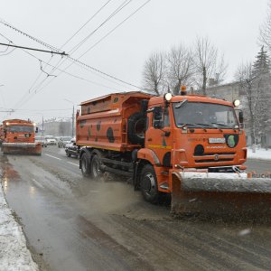 9 бригад чистили Тулу от снега в ночь на 20 января