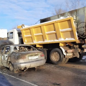 Авария на Болдина в Туле: сгорел автомобиль