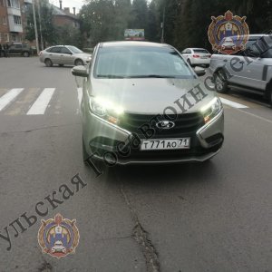 В Узловой Lada X-ray сбила 11-летнюю девочку на пешеходном переходе