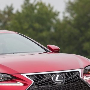 В Туле угнали уже второй красный Lexus RX за сутки