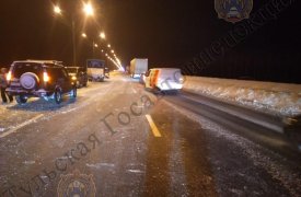 В Заокском районе на трассе М-2 Ford врезался в отбойник и столкнулся с «Лексусом»: пострадал 2-летний мальчик