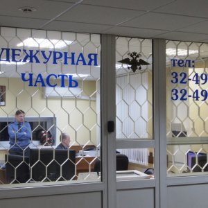В Щекино 25-летний судимый парень украл из магазина алкоголя почти на 8 тысяч рублей