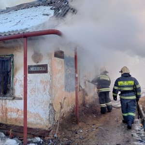 В Туле на улице Московской выгорел дом: есть пострадавшие