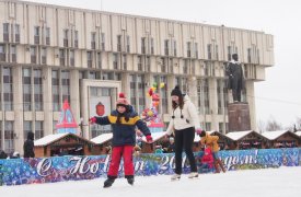 Розыгрыш призов и дискотека: Губернский каток в Туле завершает сезон 3 апреля