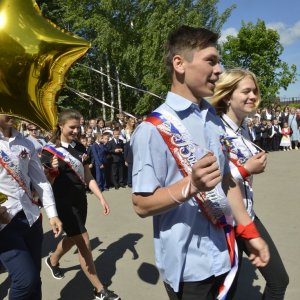 В Тульской области продлены ограничения на проведение выпускных в школах