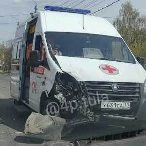 В Туле на Одоевском шоссе столкнулись 