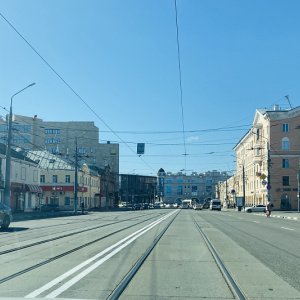 В Туле на улице Советской наконец-то появилась дорожная разметка «двойная сплошная»