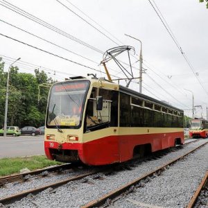 В Туле новые рельсы на проспекте Ленина опробовали тестовым выездом трамвая