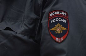 В Новомосковске два 17-летних парня угнали автомобиль и бросили его через несколько километров