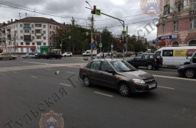 В центре Тулы сбили пешехода, переходившего дорогу в неположенном месте