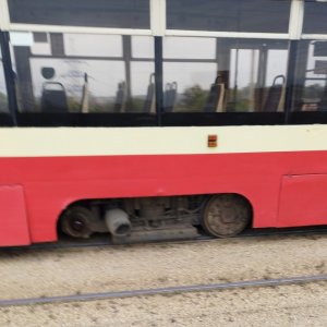 В Туле у трамвая оторвалось колесо на Павшинском мосту