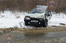 В Чернском районе «Нива» врезалась в «девятку»: пострадал мужчина