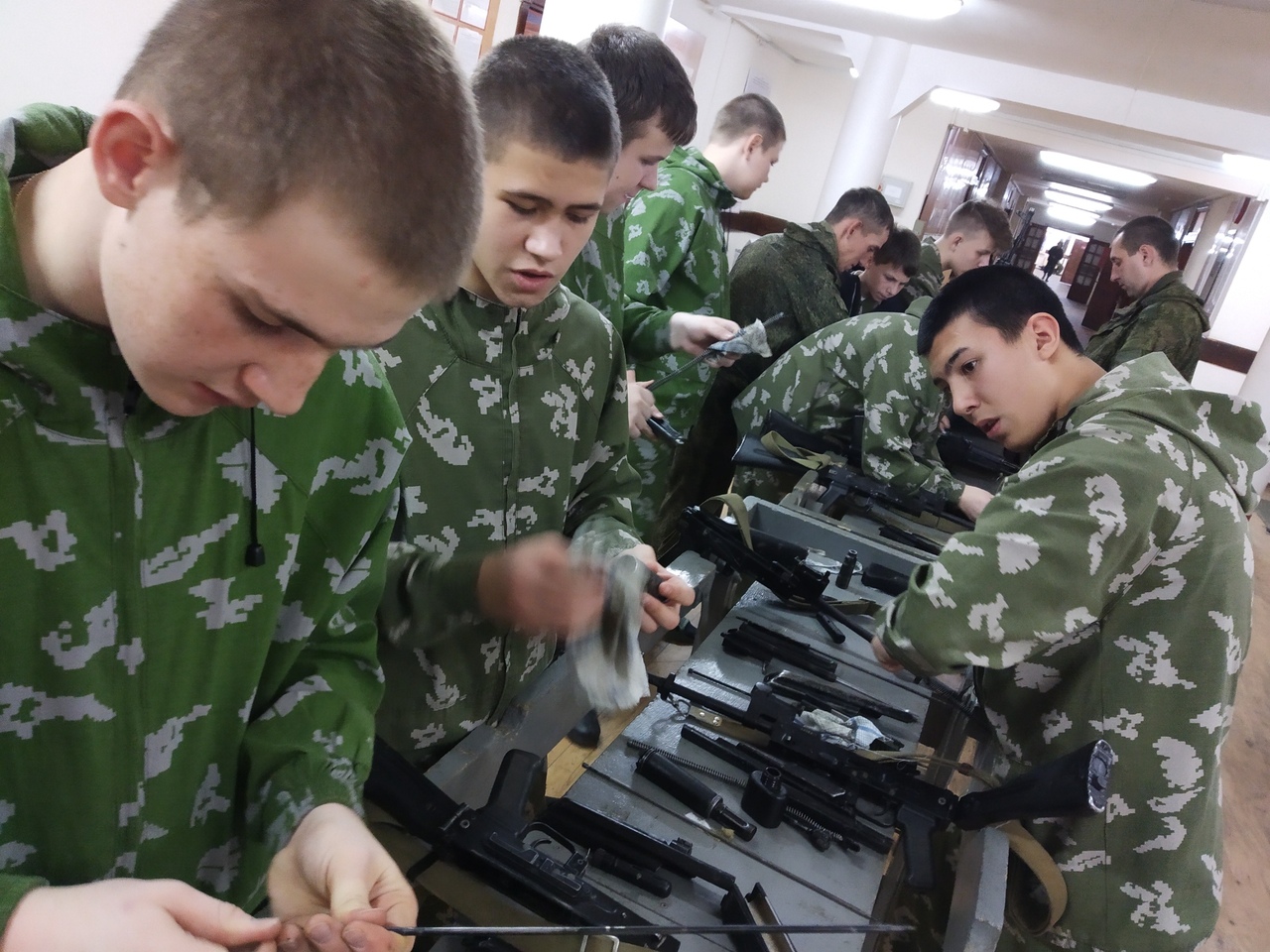 В Тульской области проходят курсы молодого бойца | 03.04.2023 | Тула -  БезФормата