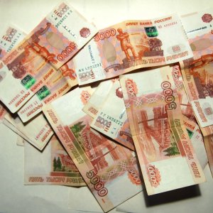 Во втором квартале 2024 года в Тульской области выявили 30 поддельных пятитысячных банкнот 