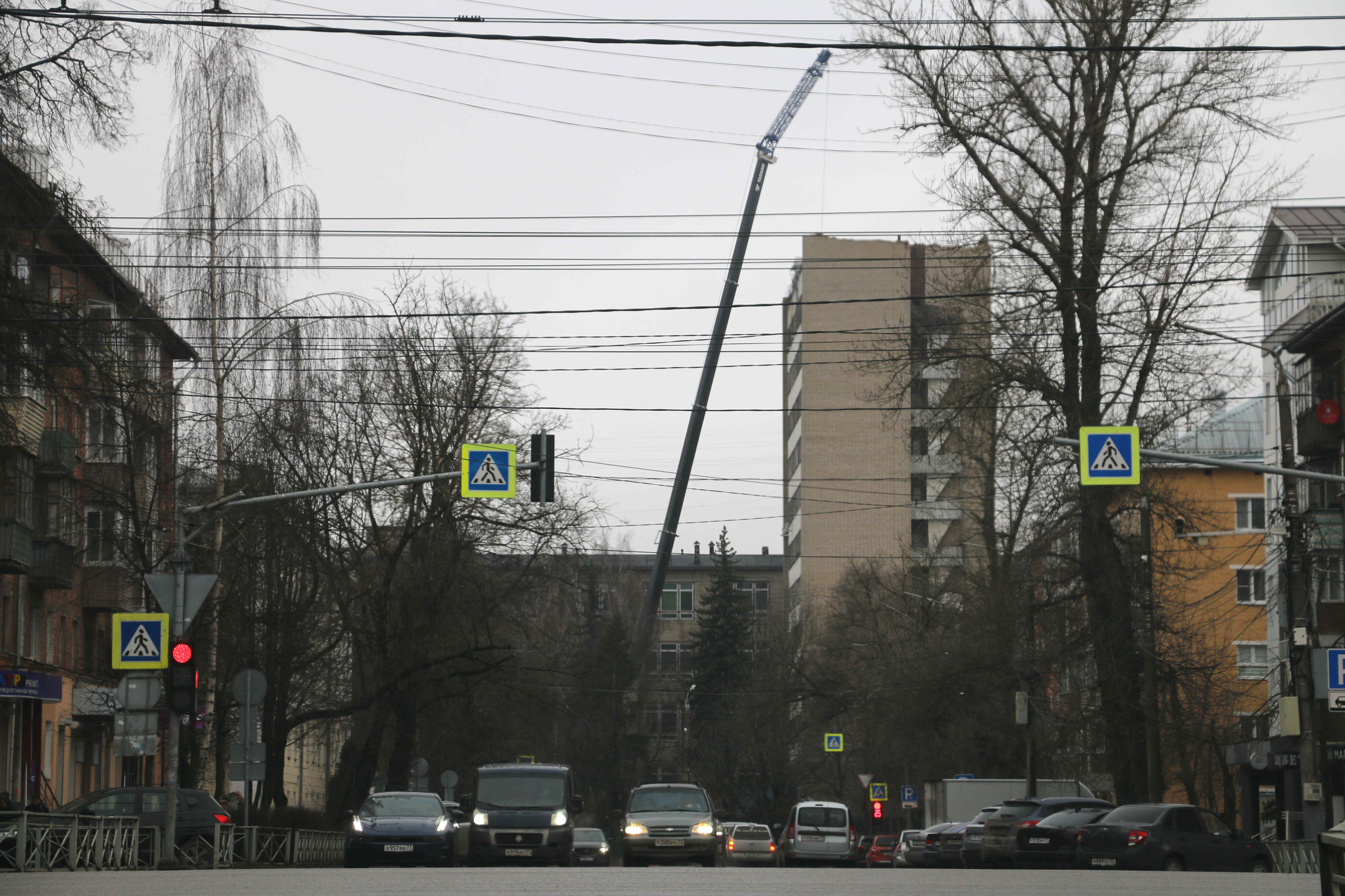 В Туле начали сносить комплекс зданий типографии на улице Ф. Энгельса