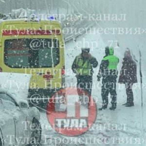 Массовое ДТП с двумя госпитализированными пострадавшими произошло под Тулой 