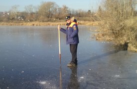 Рейд инспекторов тульской ГИМС: лед на водоёмах еще тонкий