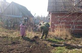 Тульские спасатели помогают ветеранам по хозяйству