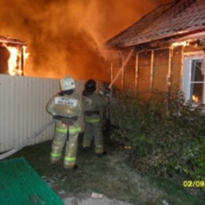 Сгорел дом в поселке Угольный города Тулы