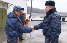 Начальник УМВД Сергей Галкин навестил тульских полицейских в Чеченской республике