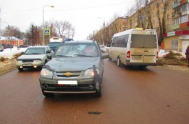 В Туле на ул. Кутузова пешеход попал под машину