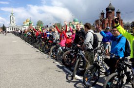 На Первомай в Туле прошла праздничная демонстрация и велопробег