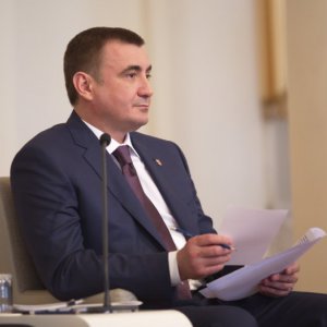 Алексей Дюмин и Петр Фрадков подписали соглашение о сотрудничестве