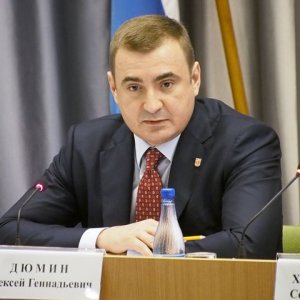 Алексей Дюмин занял третье место в рейтинге губернаторов ЦФО за июнь