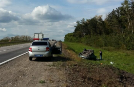 Под Тулой семья с ребенком перевернулась в «Мицубиси»