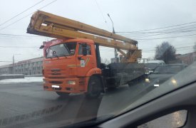 В центре Тулы «Газель» протаранила автовышку