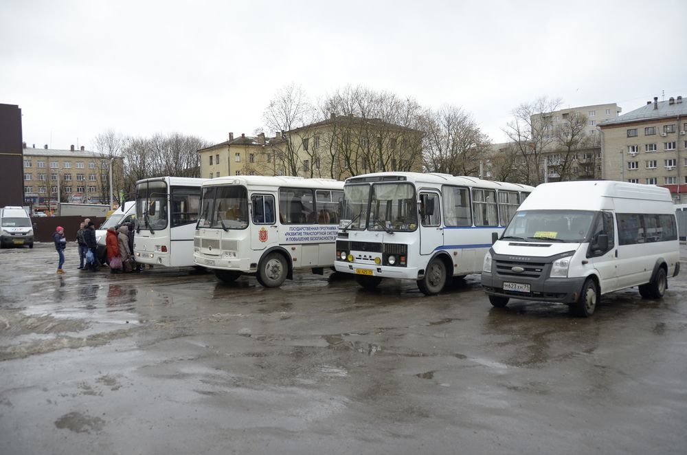 Автобус алексин. Автовокзал Тула Алексин. Автовокзал Тула Алексин маршрут. Маршрут Алексин-Тула. Маршрут автобуса Алексин Тула.