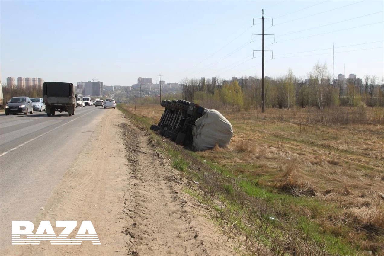 Под Тулой перевернулся ЗРК: водитель тягача был пьян | 21.04.2023 |  Происшествия | Центр71 - все новости Тулы