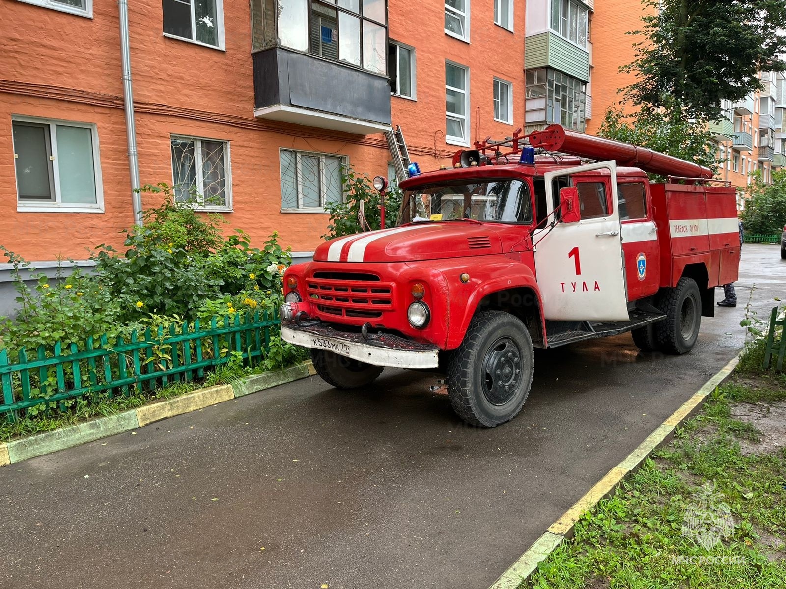 В Туле из горящего дома спасли 25 человек | 28.07.2023 | Происшествия |  Центр71 - все новости Тулы