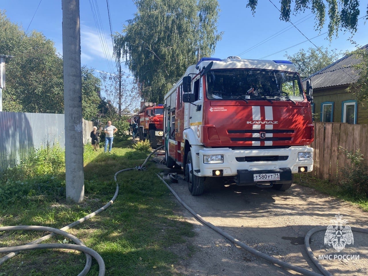 В тульском Мясново у частного дома сгорела крыша | 01.09.2023 |  Происшествия | Центр71 - все новости Тулы