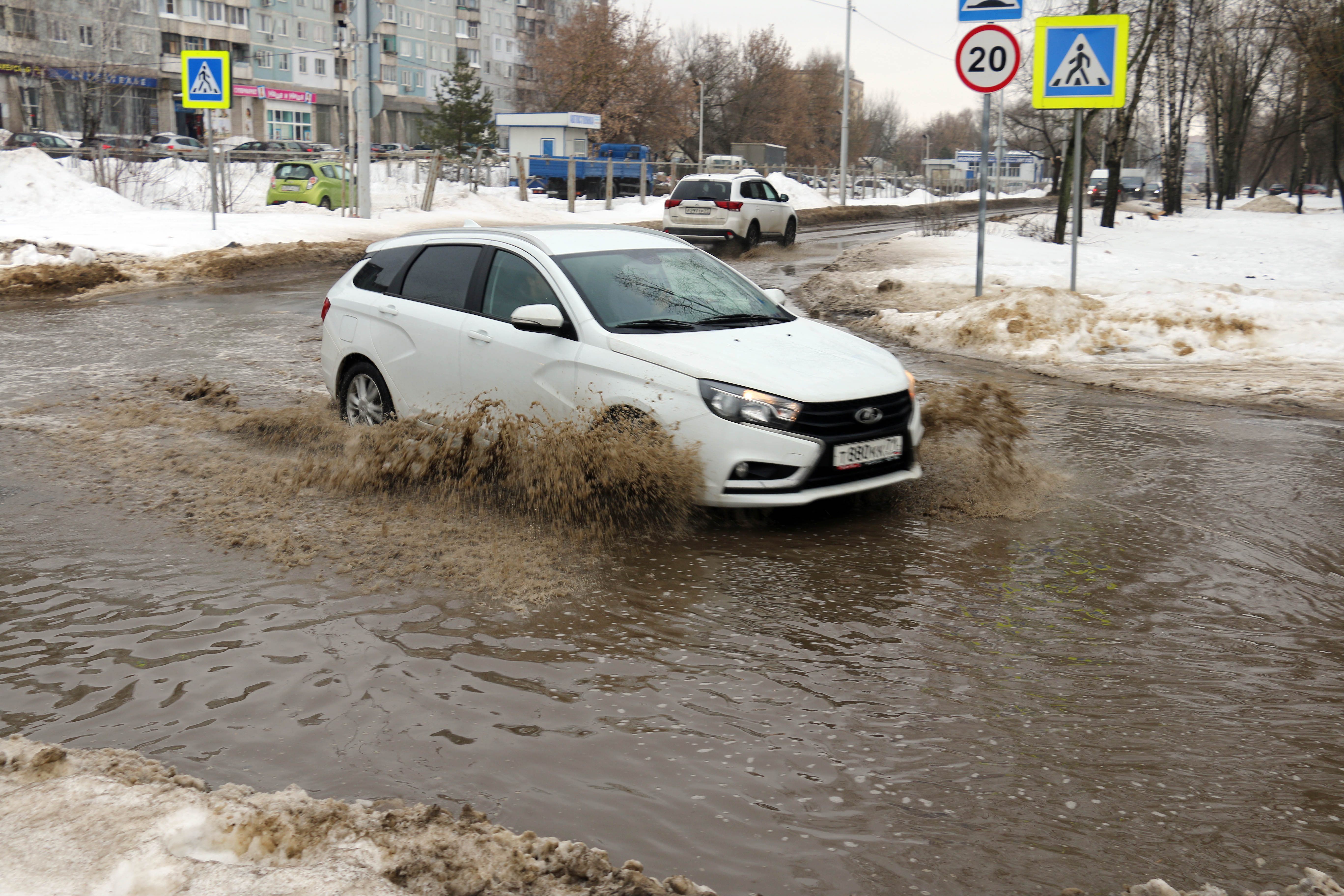 В Туле прорвало трубу горячего водоснабжения на улице Фучика | 17.12.2023 |  Происшествия | Центр71 - все новости Тулы